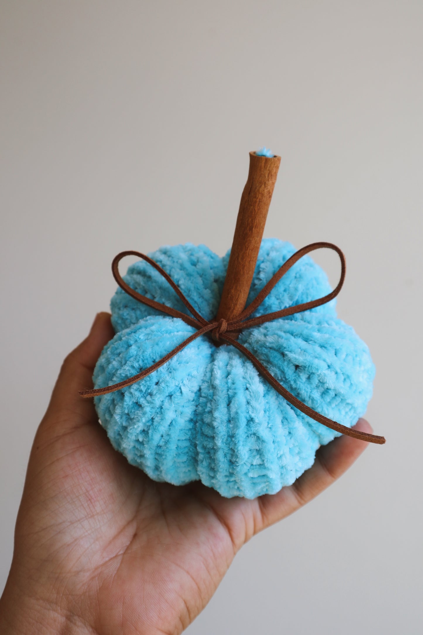 Knit pumpkins
